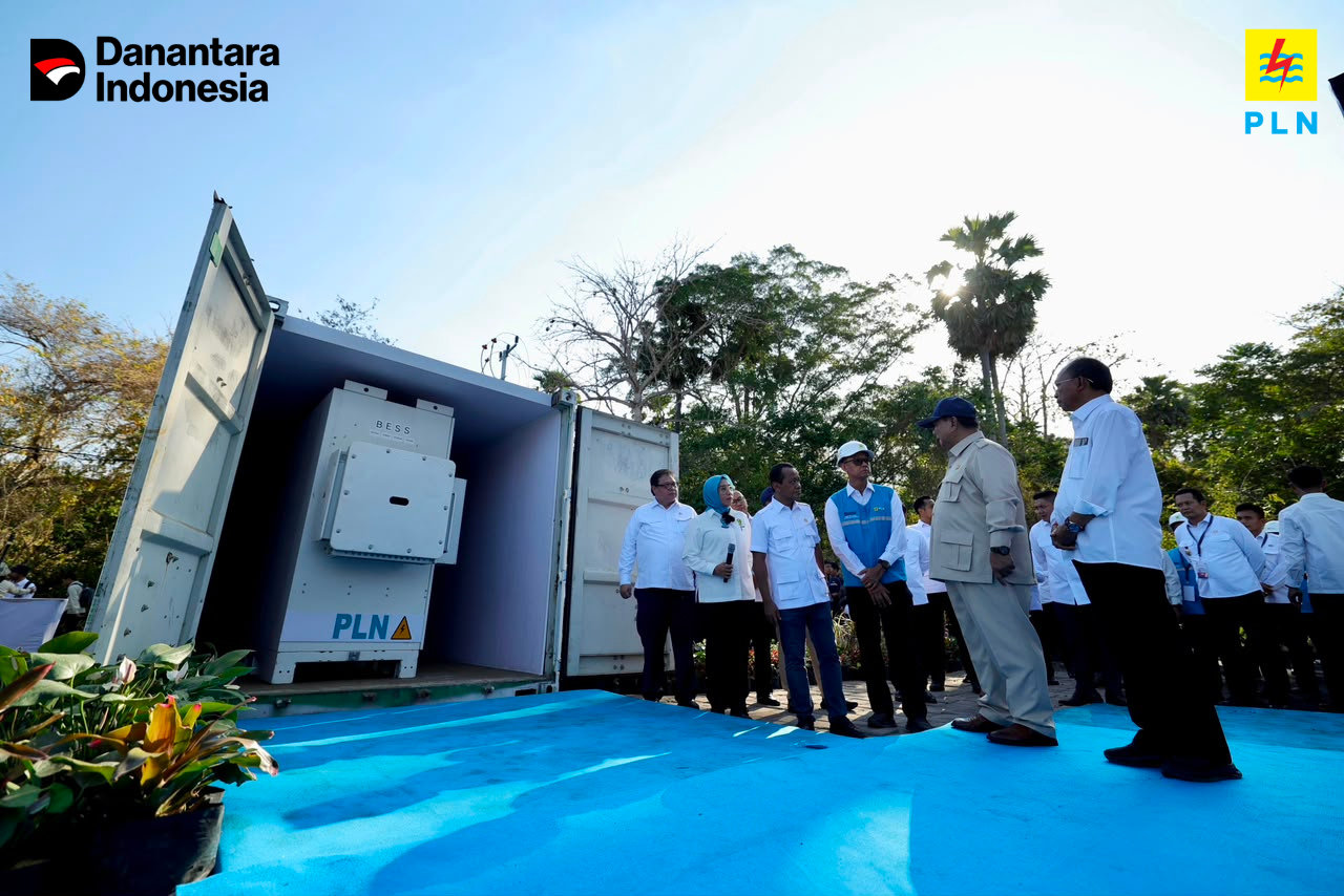 PLN Dukung Peluncuran PLTS 100 GWp untuk Swasembada Energi